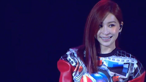 甜妹逆转!王心凌撕郑恺名牌 Baby林俊杰现场演绎MV