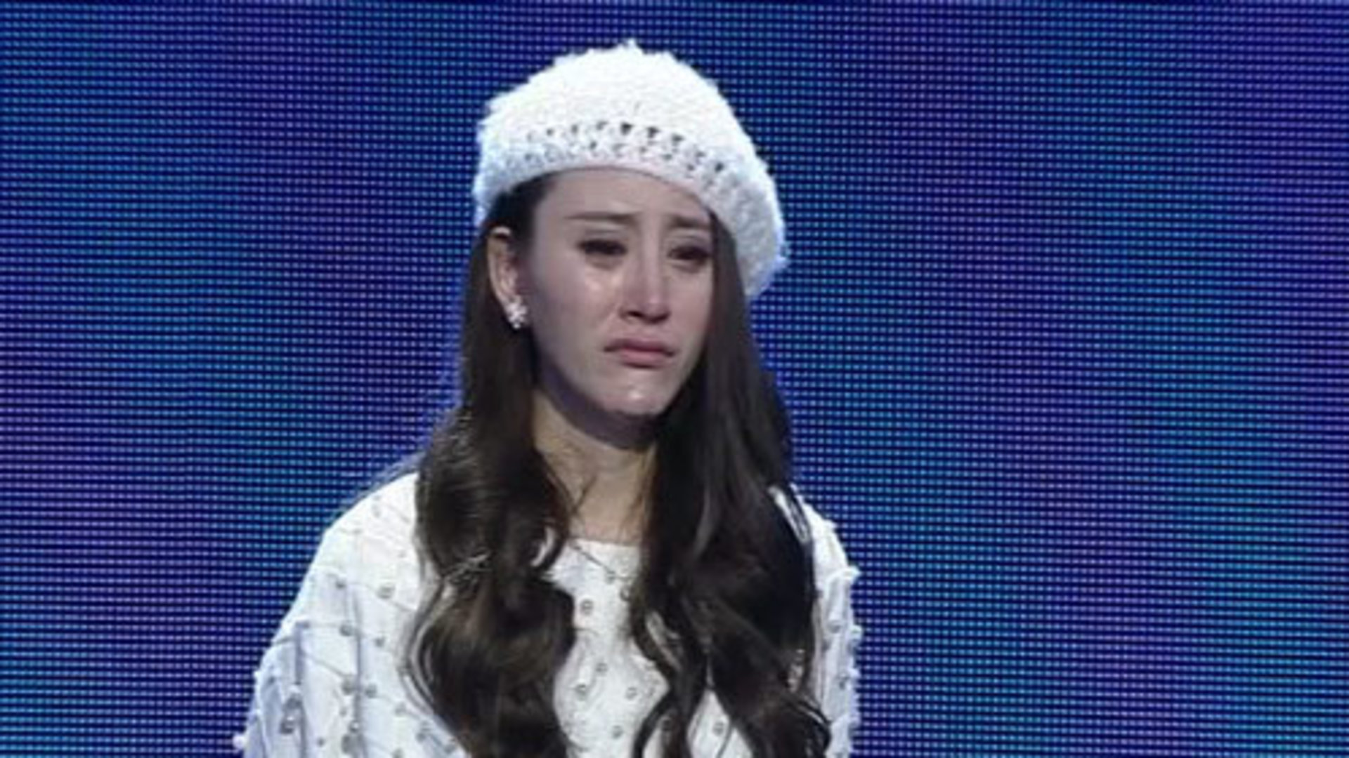 非诚勿扰 2019 美女遭男嘉宾临时放弃当场痛哭