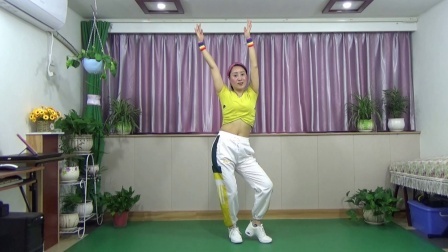 蓝莓思洁广场舞 快乐广场舞《草原姑娘唱情歌》动感32步 百看不厌