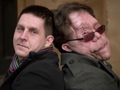 地平线：与众不同的双胞胎（Horizon: My Amazing Twin）