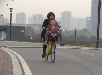 新闻大求真 如何正确的使用共享单车？
