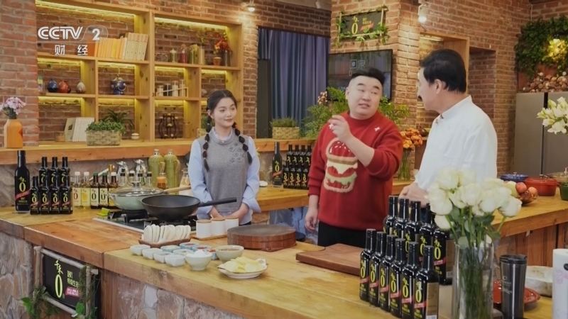 回家，吃饭 《回家吃饭》 20260311 “吃商180”是什么体验 看爆款美食如何原地出道