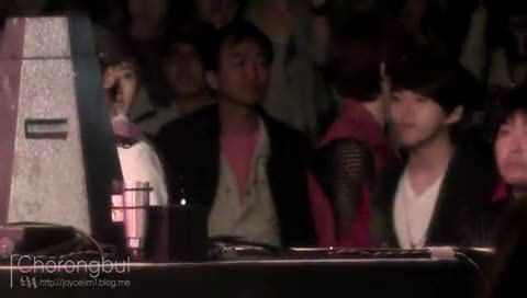 IU kiss&cry 军浦杜鹃花庆典开幕式 AJ后台自High 饭拍版 12/05/04-U-Kiss (UKiss)