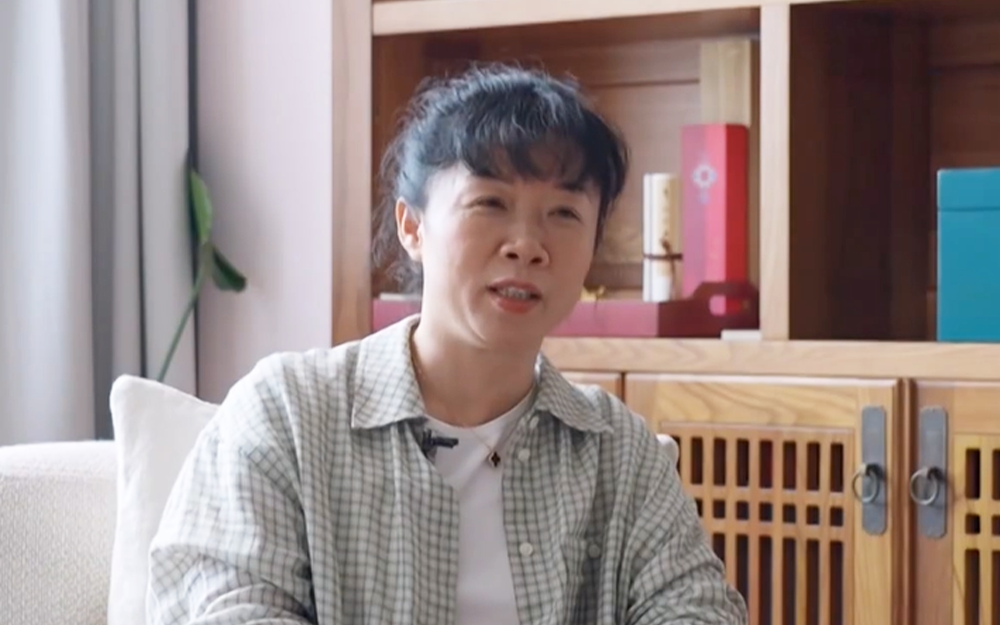 梦想改造家 第十季 广西东兰握手楼变身豪华城市会客厅