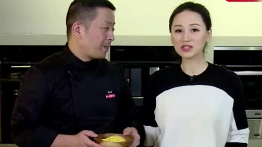 人气美食 升级版红烧狮子头 荤素营养两不误