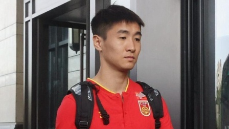 中国男足冲击2022世界杯 国足减员26人出征西亚 韦世豪郭田雨等五人无缘