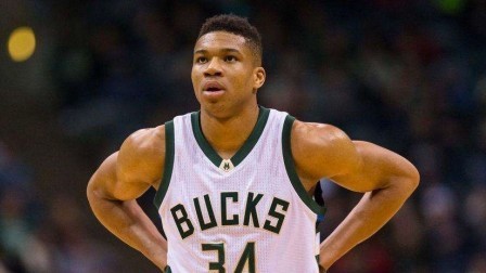 2020 NBA全明星正赛 字母哥赛季至今高光时刻，各种野兽灌篮+遮天大帽