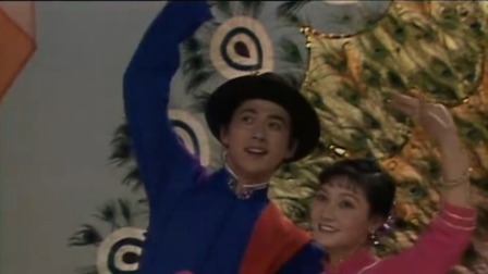 央视1986春晚 谭金凤梅万明等舞蹈《双回门》，恩爱小夫妻“艰辛”归家路