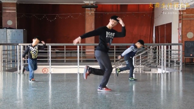 街舞基本组合教学4