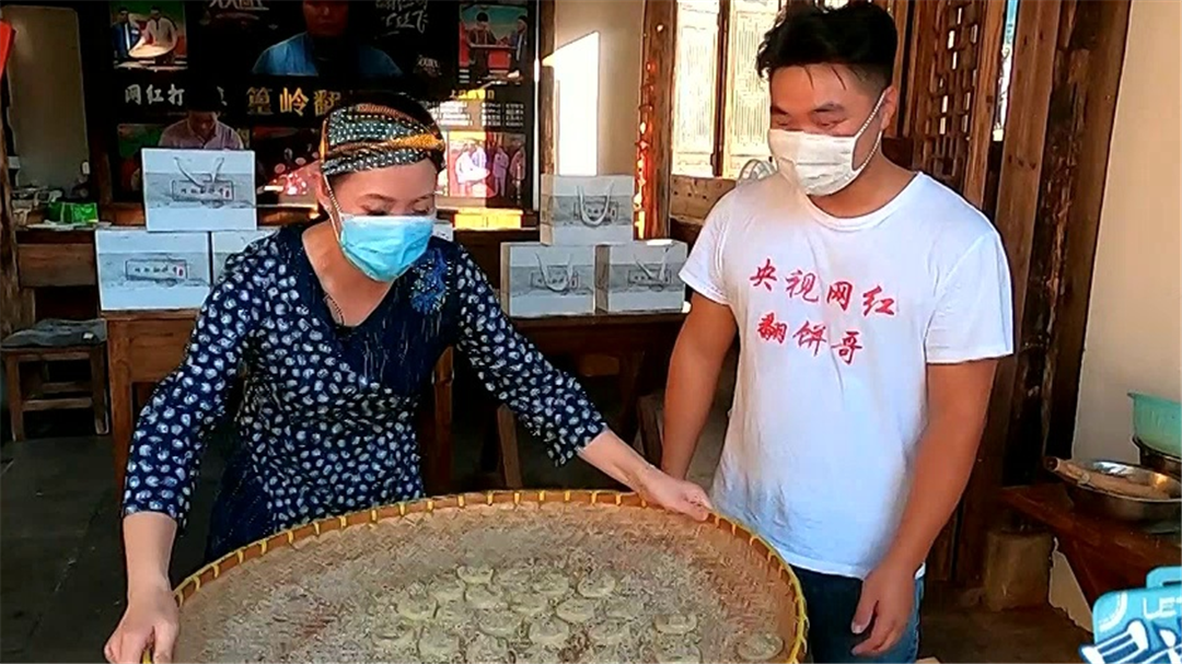 婺源看“晒秋”篁岭景区·天街