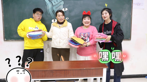 美女家务事 老师得了失忆症，重复给同学们发粘土到手软，午餐吃的大家想吐