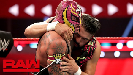 WWE RAW 2019 【RAW 07/29】好惨的雷尔，面具被撕毁