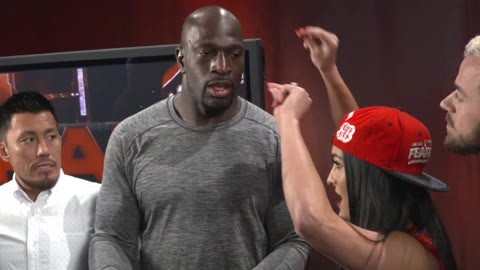 wwe美国职业摔角 经典回顾：SD街头赛兰迪RKO终结科迪罗兹