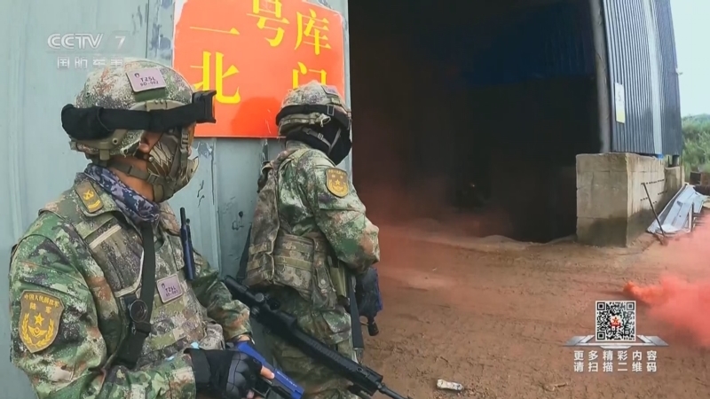 军武零距离 《军武零距离》 20240108 反恐尖兵