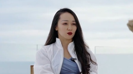 十名不同职业的女性 怀揣梦想与海浪共舞