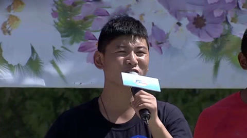 男生女生向前冲 第九季 藏族小伙放声高歌 搞笑落水败