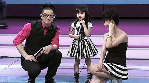 麻辣太太 超萌女儿歌声伴舞辣妈