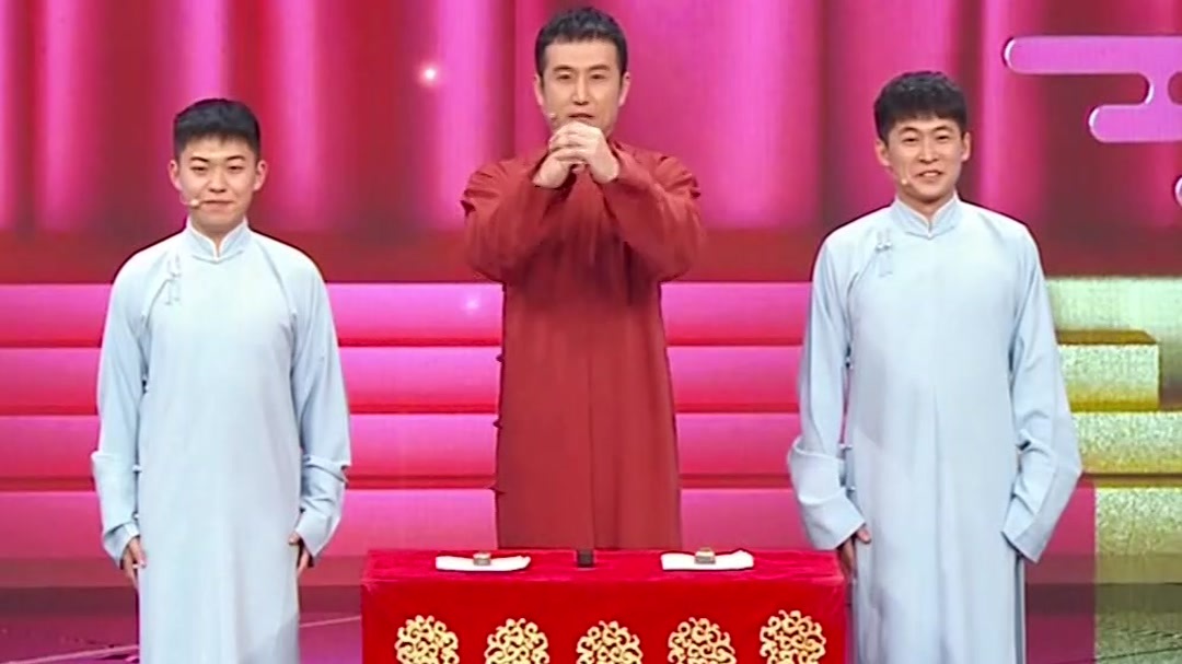 方佳炜肖兵相声《微信习惯》 幽默剖析日常中的大事小情