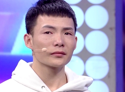跨时代战书 淳朴男孩望报答爷爷奶奶养育恩