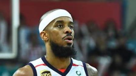 CBA 18/19赛季 龙狮VS吉林第四节：布朗外线干拔跳投百无一失，龙狮136-108吉林