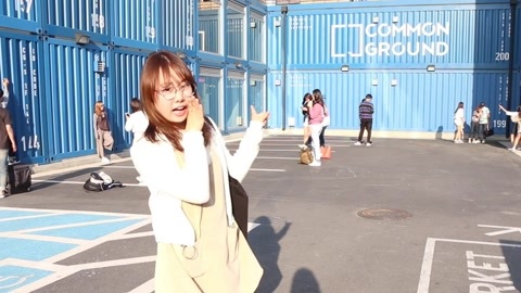 小熊韩你玩 蓝色集装箱商场？韩国潮人圣地