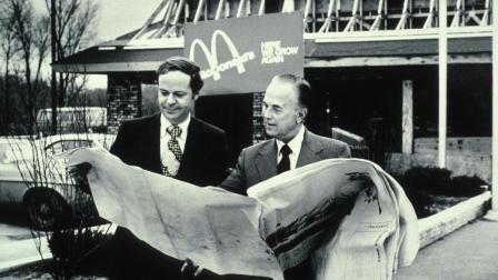 52岁开始创业 身患糖尿病却造出1500亿餐饮王国 可惜没看到麦当劳进中国