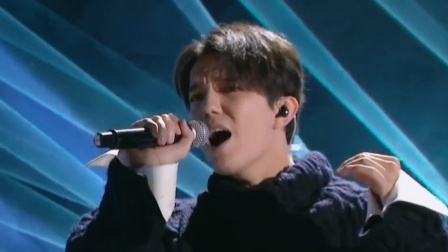 康震哽咽致敬协和医护