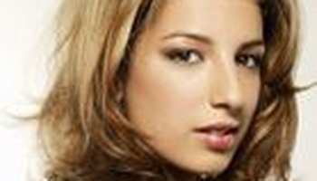 基本资料中文名:瓦妮萨·洛金斯 英文名:vanessa lengies 性别 女