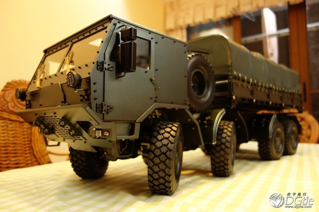 全金屬遙控模型 — capo 捷克 8x8 tatra 軍用卡車要多少錢