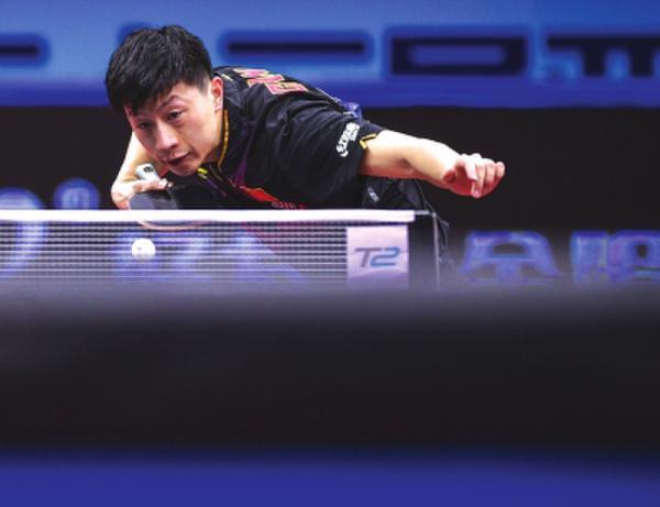 丁宁则在2比0领先的情况下,被日本小将平野美宇以3比2逆转.