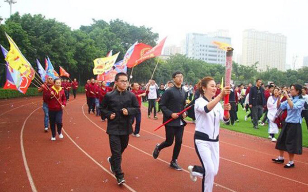 南充一中秋季田徑運動會創意開幕式看點十足