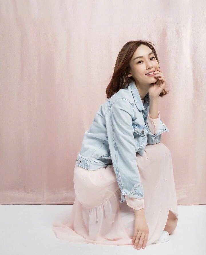 明星 正文 范玮琪微博再次分享心得 4月22日,范玮琪在社交平台分享