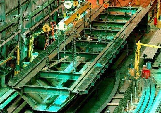 【军迷俱乐部 军事科普】 ▲▲▲电磁弹射器