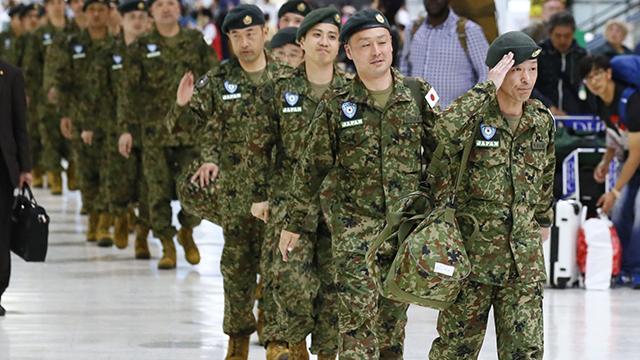 日本自卫队维和部队回国 安倍称具有"历史意义"