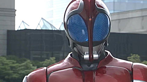 假面骑士甲斗王:天道救了原虫,还变为超越形态kabuto !